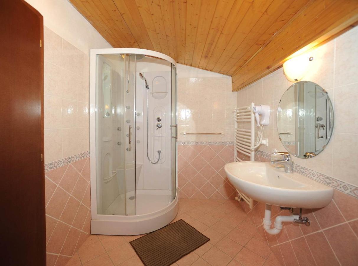 Hotel Bucaneve Moena Esterno foto
