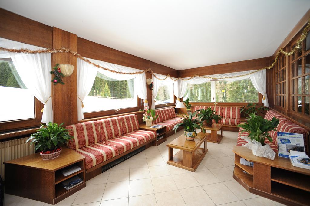 Hotel Bucaneve Moena Esterno foto