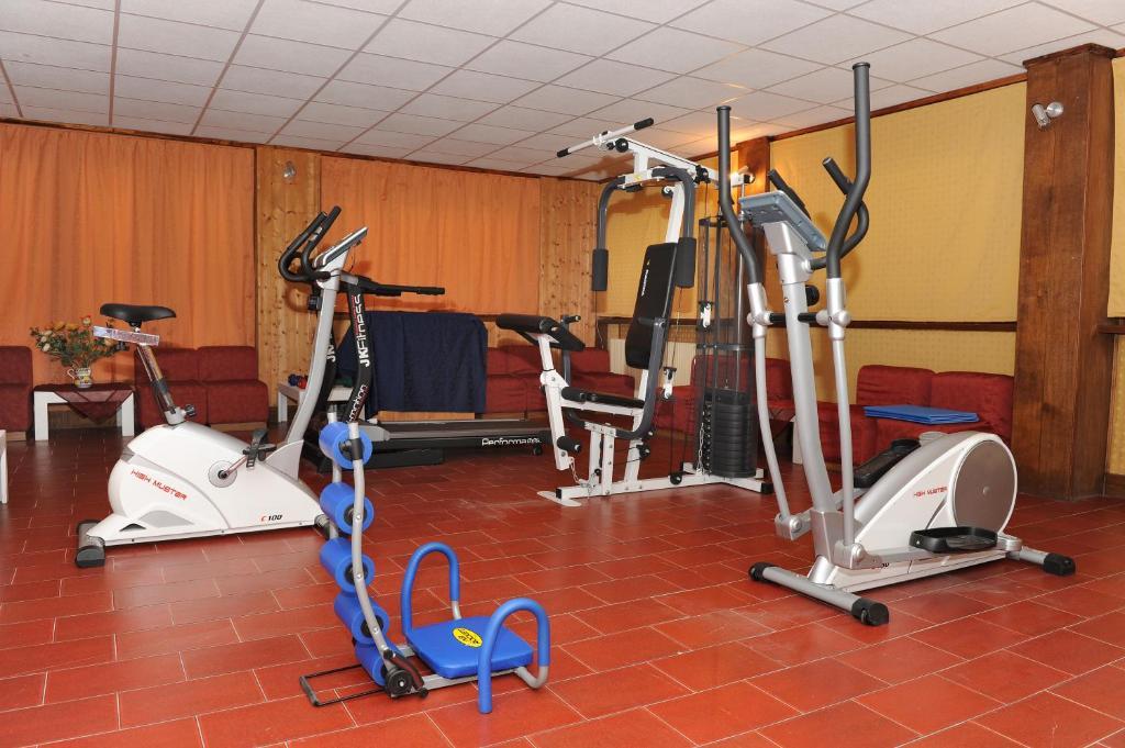 Hotel Bucaneve Moena Esterno foto
